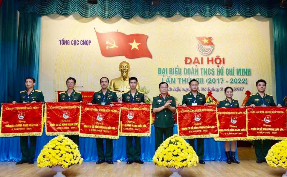 5 năm - Một chặng đường